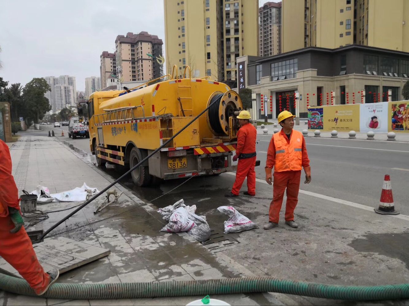 达尔罕茂明安联合排污管道清淤-管道清洗